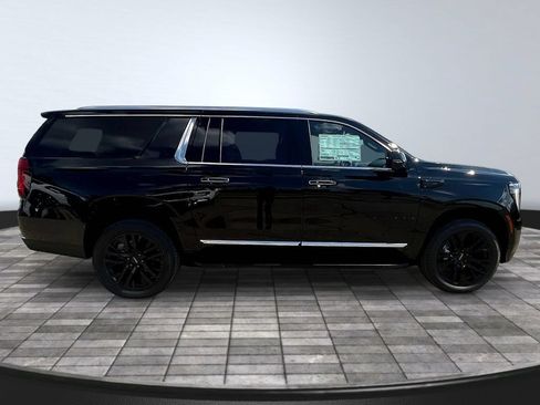 New 2026 GMC Yukon XL Elevation w/ Elevation Premium Package AWD/4WD image 16