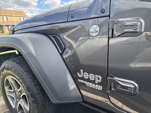 Certified 2021 Jeep Wrangler Sport S image 26