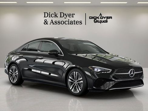 Used 2025 Mercedes-Benz CLA 250 image 37