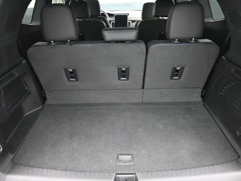 Used 2024 GMC Acadia Denali w/ LPO, Floor Liner Package image 9