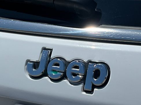 Certified 2025 Jeep Compass Limited AWD/4WD image 32