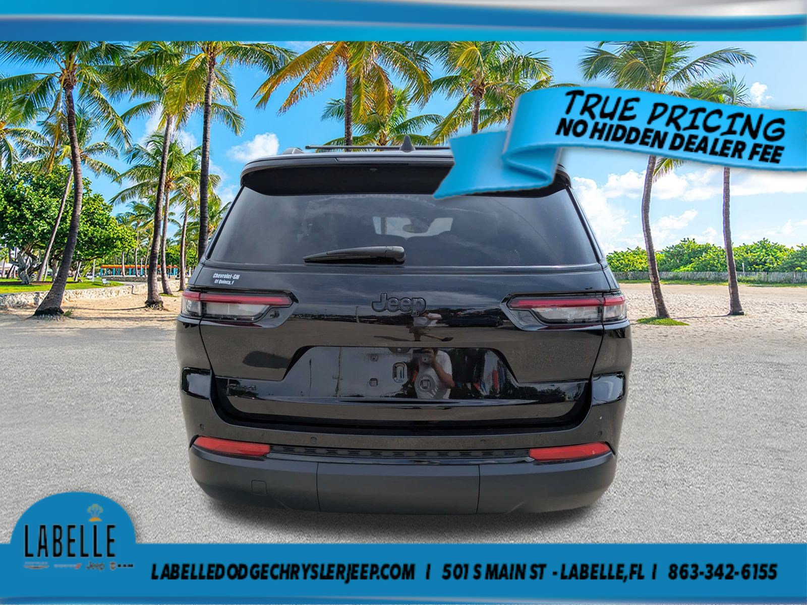 Used 2024 Jeep Grand Cherokee L Altitude AWD/4WD image 4