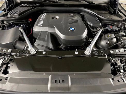 New 2026 BMW 530i xDrive w/ Premium Package image 15