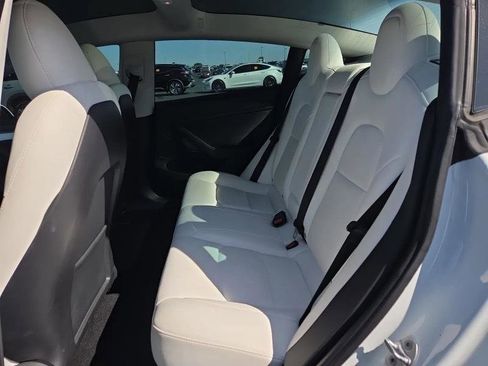 Used 2023 Tesla Model 3 Standard Range RWD image 5