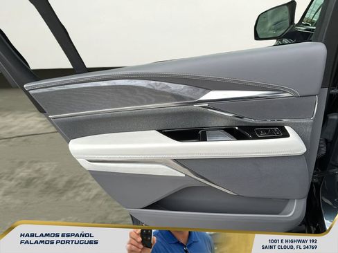 Used 2025 Cadillac Escalade IQ Sport 1 w/ Smart Trailering package image 31