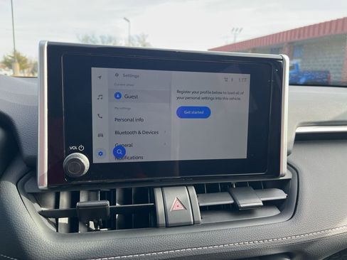 Used 2025 Toyota RAV4 XLE w/ Convenience Package image 70