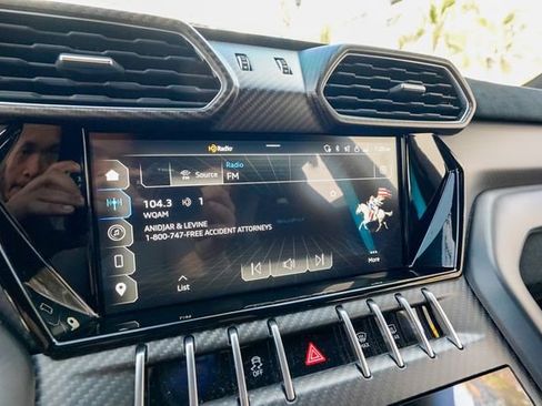 Used 2023 Lamborghini Urus Performante image 72