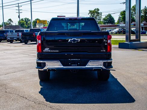 Used 2023 Chevrolet Silverado 1500 LTZ w/ LTZ Premium Package AWD/4WD image 6