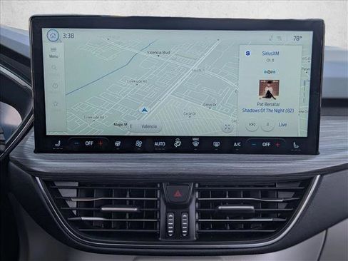 Used 2025 Ford Escape SE w/ PHEV Premium Package FWD image 13