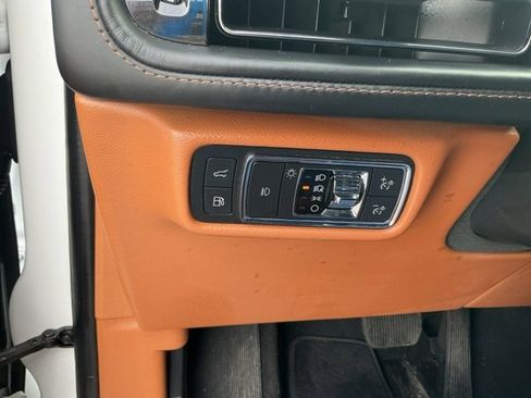 Used 2021 Lincoln Aviator Black Label Grand Touring image 28