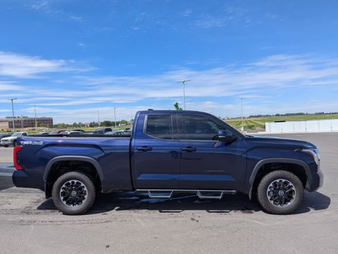 Used 2022 Toyota Tundra SR5 w/ TRD Off-Road Package AWD/4WD image 4