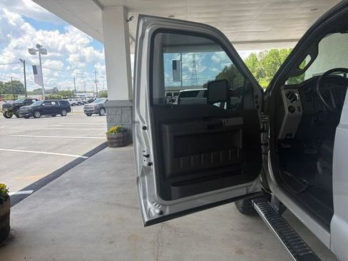 Used 2016 Ford F250 Lariat w/ Lariat Ultimate Package AWD/4WD image 22