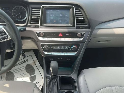 Used 2019 Hyundai Sonata ECO FWD image 11