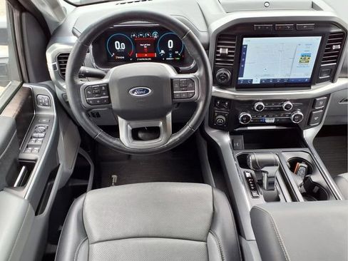 Used 2021 Ford F150 Lariat w/ Equipment Group 502A High AWD/4WD image 4