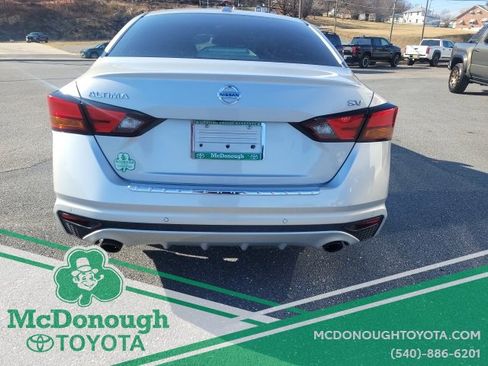 Used 2021 Nissan Altima 2.5 SV w/ SV Premium Package image 7