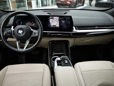 Used 2023 BMW X1 xDrive28i image 27