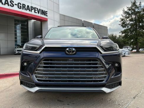 New 2026 Toyota Grand Highlander AWD Hybrid image 3