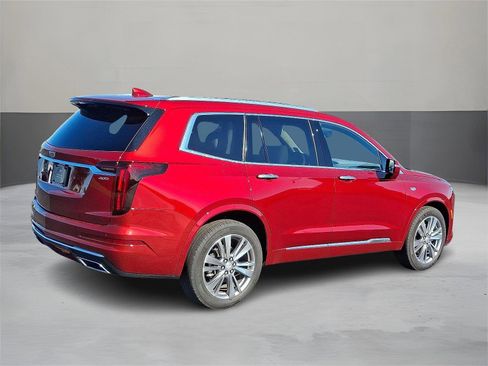 Certified 2024 Cadillac XT6 Premium Luxury image 4