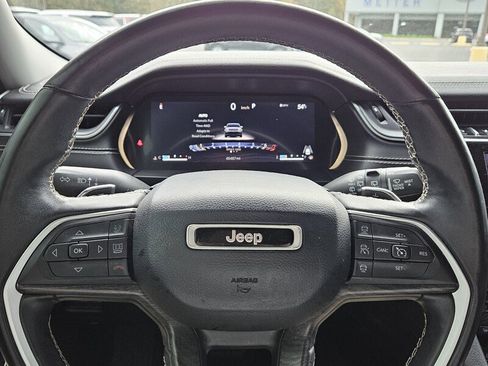 Used 2022 Jeep Grand Cherokee L Limited image 18