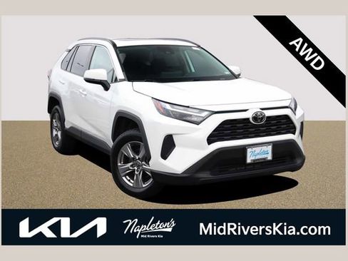 Used 2023 Toyota RAV4 XLE image 1