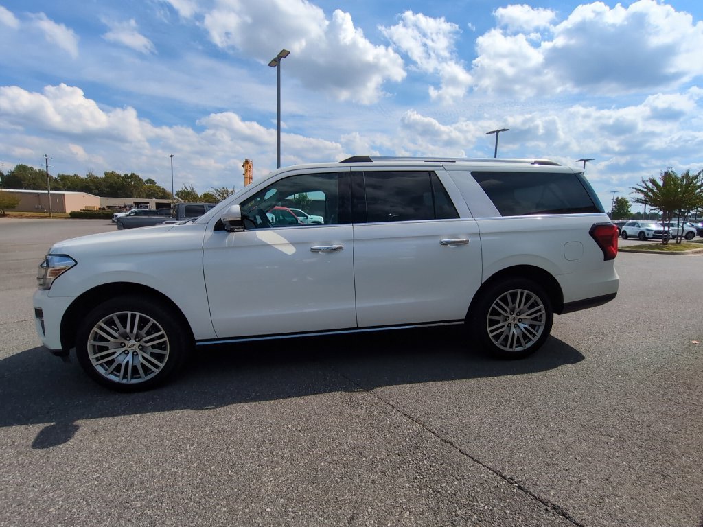 Used 2022 Ford Expedition Max Limited AWD/4WD image 7