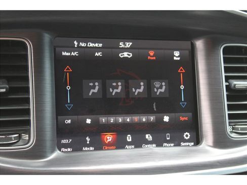 Used 2018 Dodge Charger SXT RWD image 23
