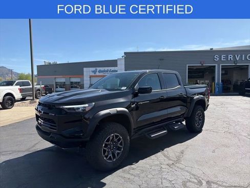 Used 2024 Chevrolet Colorado ZR2 w/ ZR2 Convenience Package III AWD/4WD image 12