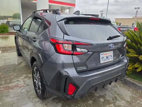 Used 2025 Subaru Crosstrek 2.0i Premium AWD/4WD image 4