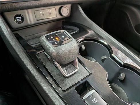 Used 2025 Nissan Rogue SV FWD image 17