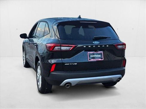 New 2025 Ford Escape Active image 9