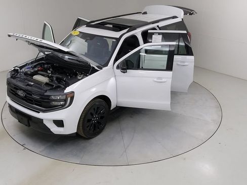 Certified 2025 Ford Expedition Max Platinum w/ Stealth Appearance Package AWD/4WD image 60
