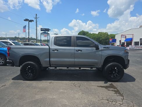 Used 2020 Chevrolet Silverado 1500 LT Trail Boss AWD/4WD image 6