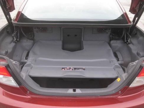 Used 2011 Volvo C70 T5 FWD image 11
