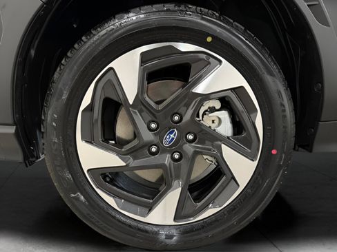 New 2026 Subaru Crosstrek 2.5i Limited w/ Crosstrek Mirror Package AWD/4WD image 21