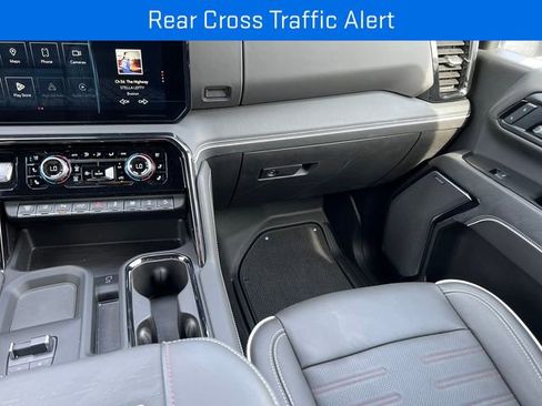 Used 2025 GMC Sierra 2500 AT4X AWD/4WD image 38