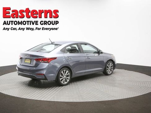 Used 2020 Hyundai Accent Limited image 43