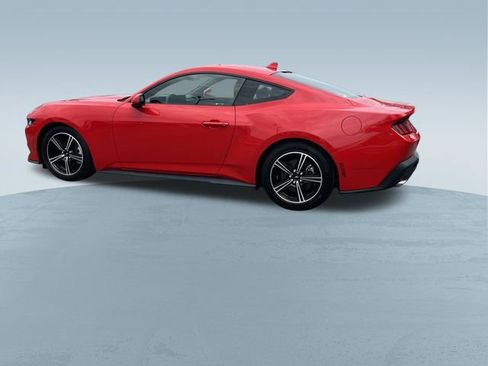 Certified 2024 Ford Mustang Coupe RWD image 8