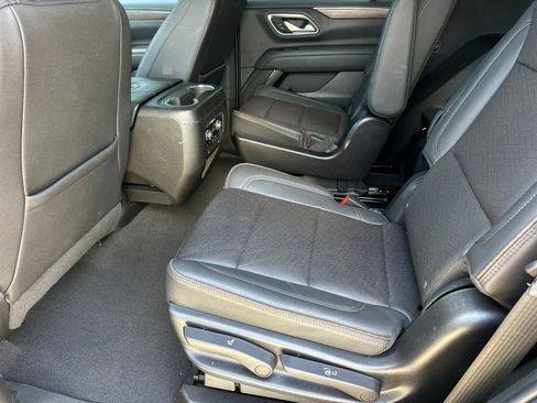 Used 2022 Chevrolet Tahoe High Country AWD/4WD image 10