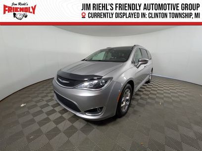 Used 2019 Chrysler Pacifica Limited