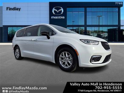 Used 2024 Chrysler Pacifica Touring-L