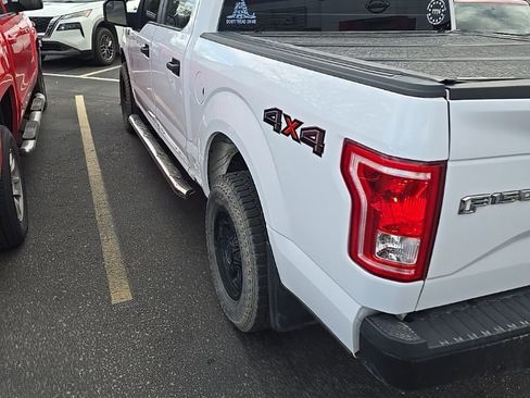 Used 2015 Ford F150 XL w/ Equipment Group 101A Mid AWD/4WD image 11