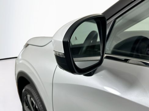Used 2025 Mitsubishi Outlander SE FWD image 16
