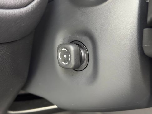 Used 2025 Lexus TX 500h AWD w/ Technology Package image 17