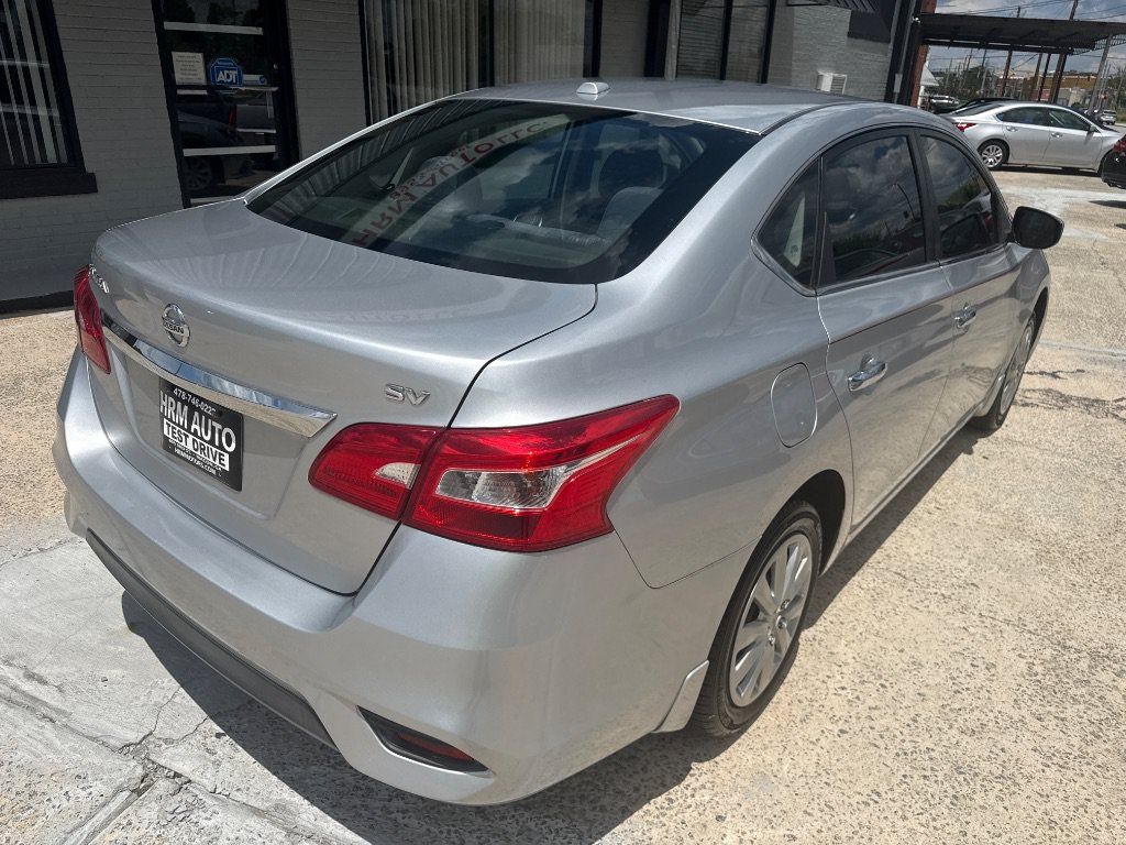 Used 2017 Nissan Sentra SV FWD image 4