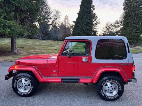 Used 1989 Jeep Wrangler Laredo image 9