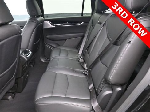 Used 2024 Cadillac XT6 Premium Luxury image 26