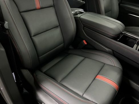 New 2026 Chevrolet Traverse RS w/ LPO, Floor Liner Package image 65