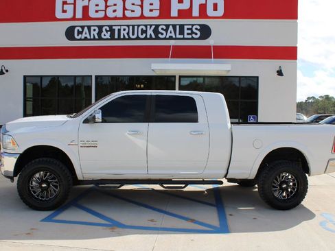 Used 2015 RAM 2500 Laramie image 2