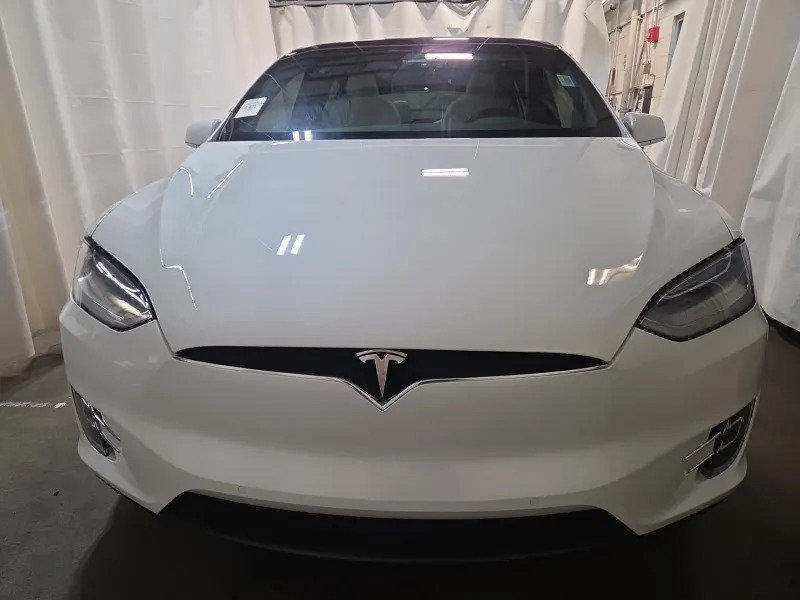 Used 2020 Tesla Model X Long Range AWD/4WD image 2