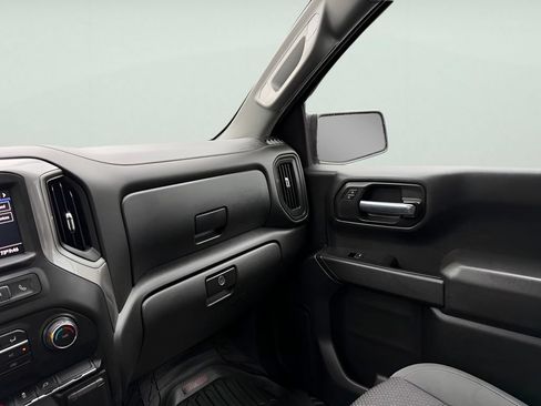 Used 2021 Chevrolet Silverado 1500 Custom AWD/4WD image 24